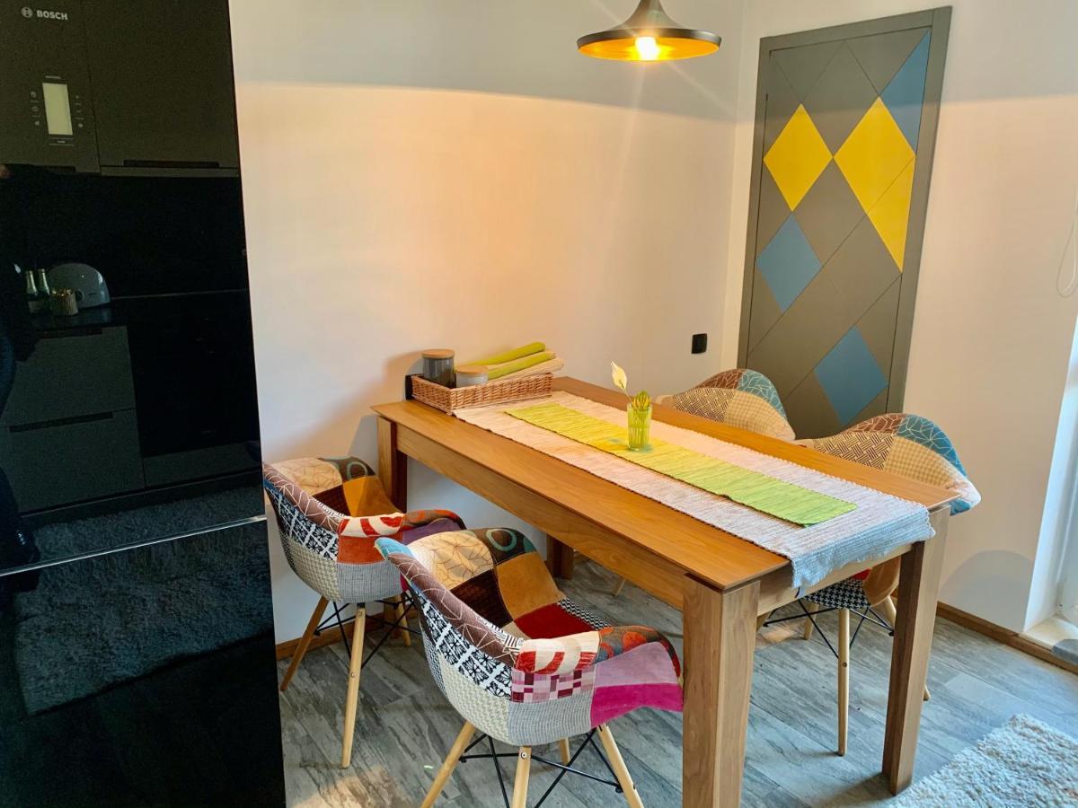 Viktory Apartment Брашов Екстериор снимка